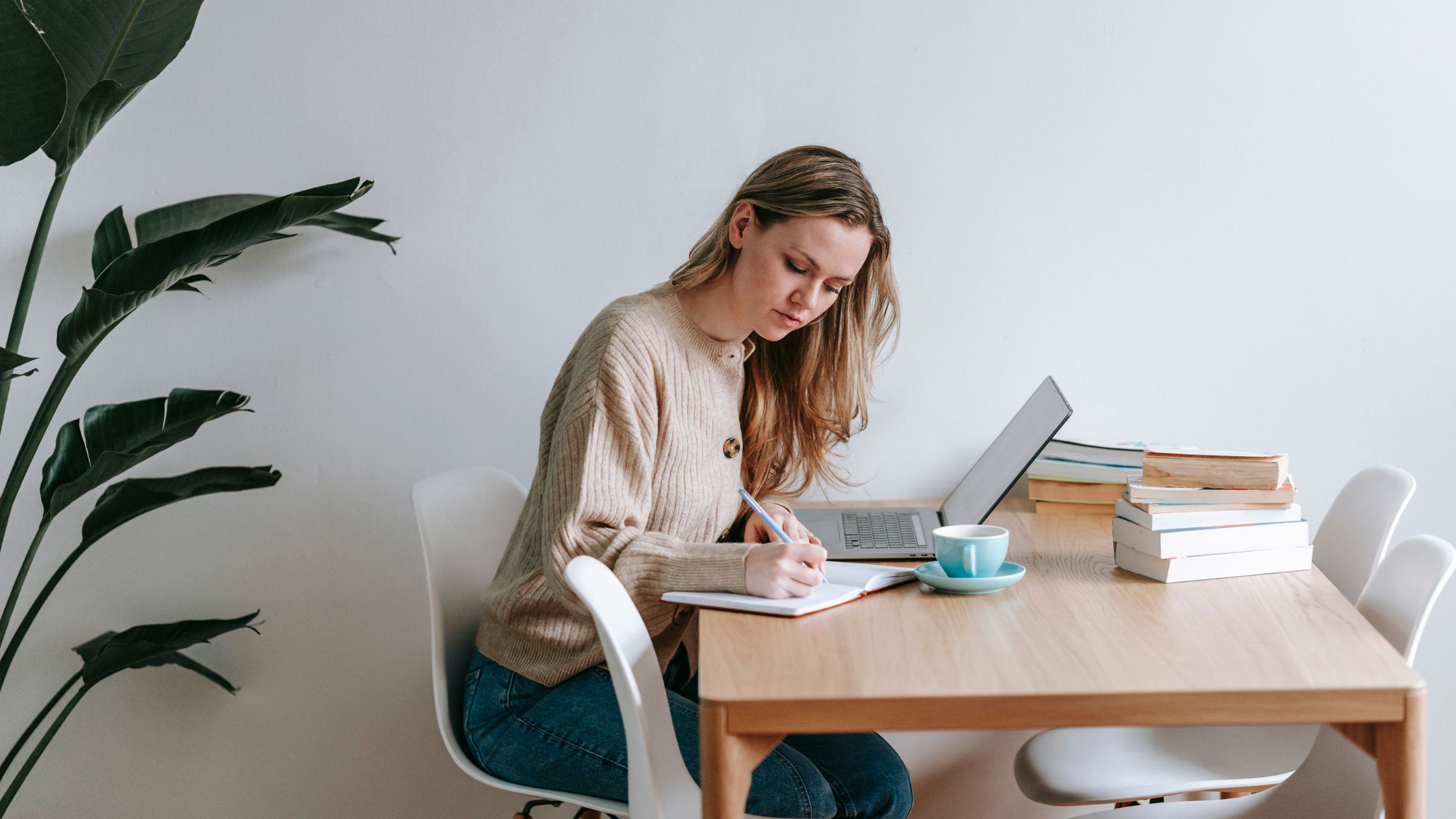 A lady doing homework - Platforms That Pay You to Do Homework