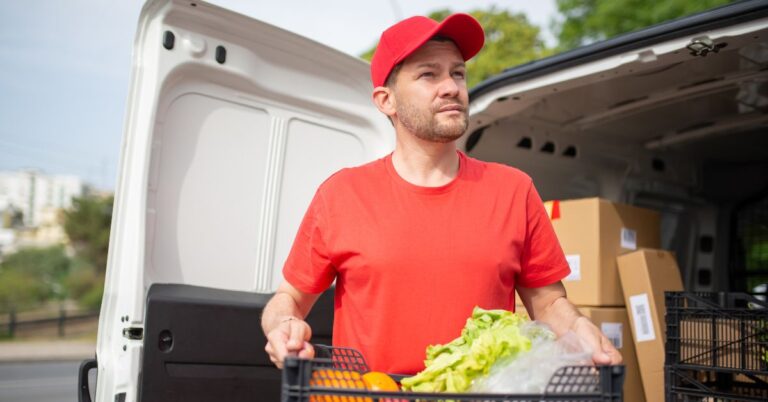 grocery driver making deliveries